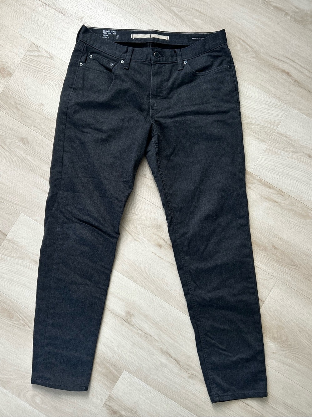 Banana Republic Men’s Travel Jean Athletic Fit